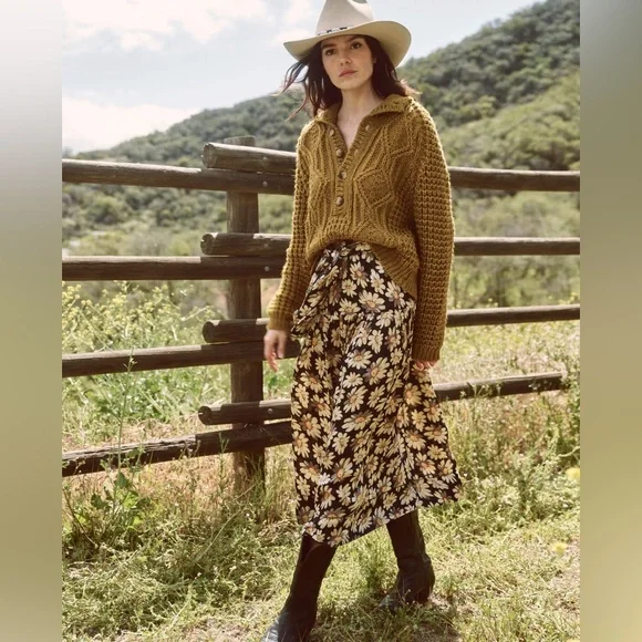 NWT The Great The Cozy Cable Pullover in Harvest Gold - Picture 3 of 6